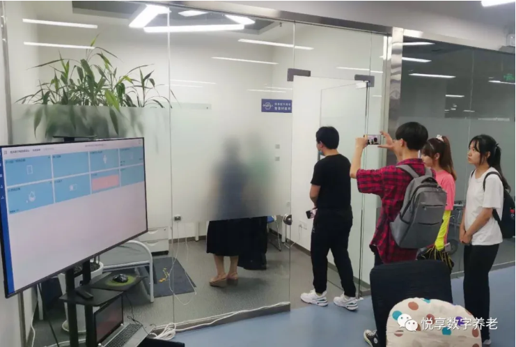 西安工程大學師生參加悅享數(shù)字西安創(chuàng)新中心OPENDAY活動(圖1)